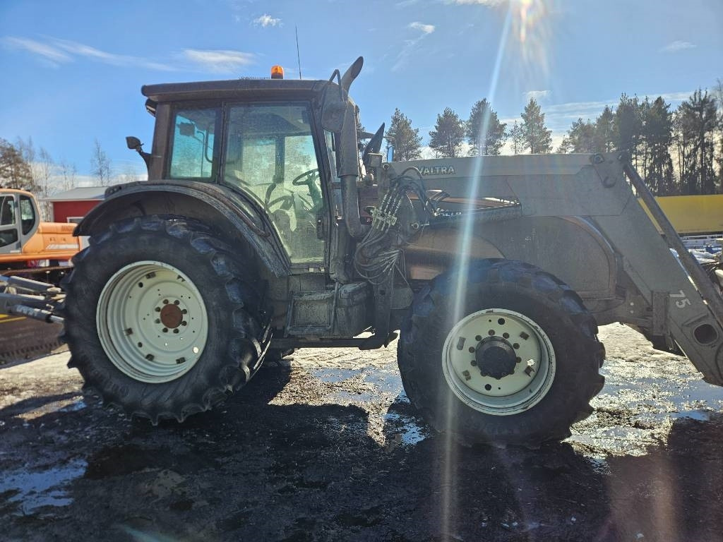 Valtra T171 - Tractor: foto 5 Valtra T171 - Tractor: foto 5