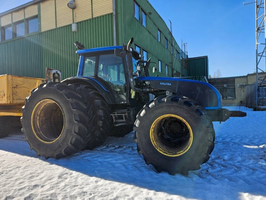 Valtra T171 - Tractor: foto 2 Valtra T171 - Tractor: foto 2