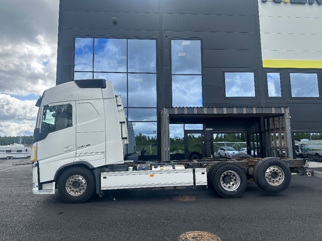 Leasing de Volvo FH13 540 6x2*4  Volvo FH13 540 6x2*4: foto 6 Leasing de Volvo FH13 540 6x2*4  Volvo FH13 540 6x2*4: foto 6
