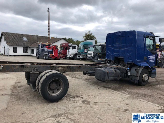 Renault Midlum 280 DXI euro 5 - Camión chasis: foto 3 Renault Midlum 280 DXI euro 5 - Camión chasis: foto 3