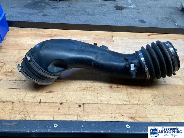 Scania Indsugnings rør Scania 2275669 - Motor y piezas para Camión: foto 1 Scania Indsugnings rør Scania 2275669 - Motor y piezas para Camión: foto 1