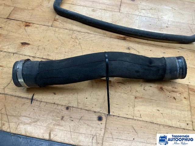 Scania Kølerslange Scania 2591855 - Motor y piezas para Camión: foto 1 Scania Kølerslange Scania 2591855 - Motor y piezas para Camión: foto 1