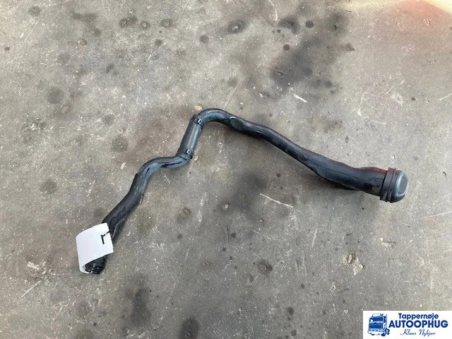 Scania Olie påfyldnings rør Scania 2334700 - Motor y piezas para Camión: foto 1 Scania Olie påfyldnings rør Scania 2334700 - Motor y piezas para Camión: foto 1