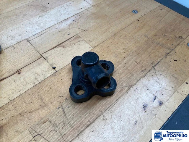 Scania Olie påfyldningstuds Scania 2178551 - Motor y piezas para Camión: foto 1 Scania Olie påfyldningstuds Scania 2178551 - Motor y piezas para Camión: foto 1