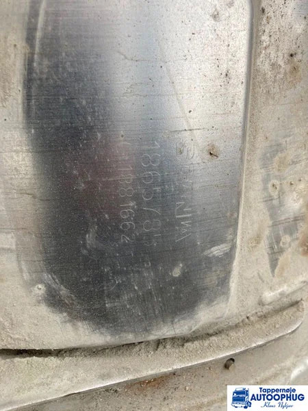 Scania exhaust lyddæmper EURO 5 P/N: 1865785 / 1538681 - Silenciador/ Sistema de escape para Camión: foto 2 Scania exhaust lyddæmper EURO 5 P/N: 1865785 / 1538681 - Silenciador/ Sistema de escape para Camión: foto 2