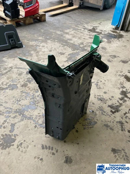 Carrocería y exterior para Camión Scania forskærm P/N: 2297995 / 2599547: foto 6