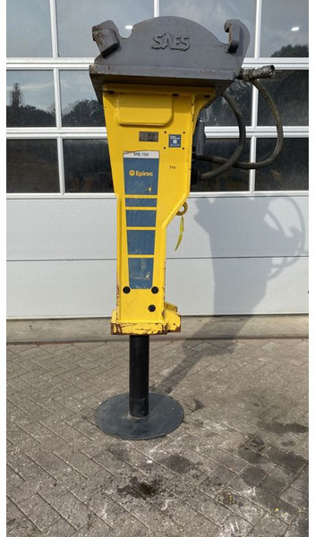 Epiroc MB750 - Martillo hidráulico para Maquinaria de construcción: foto 3 Epiroc MB750 - Martillo hidráulico para Maquinaria de construcción: foto 3