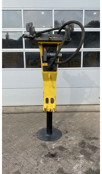 Epiroc MB750 - Martillo hidráulico para Maquinaria de construcción: foto 2 Epiroc MB750 - Martillo hidráulico para Maquinaria de construcción: foto 2