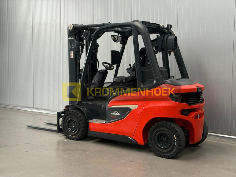Linde H 25 D - Carretilla elevadora diésel: foto 3 Linde H 25 D - Carretilla elevadora diésel: foto 3