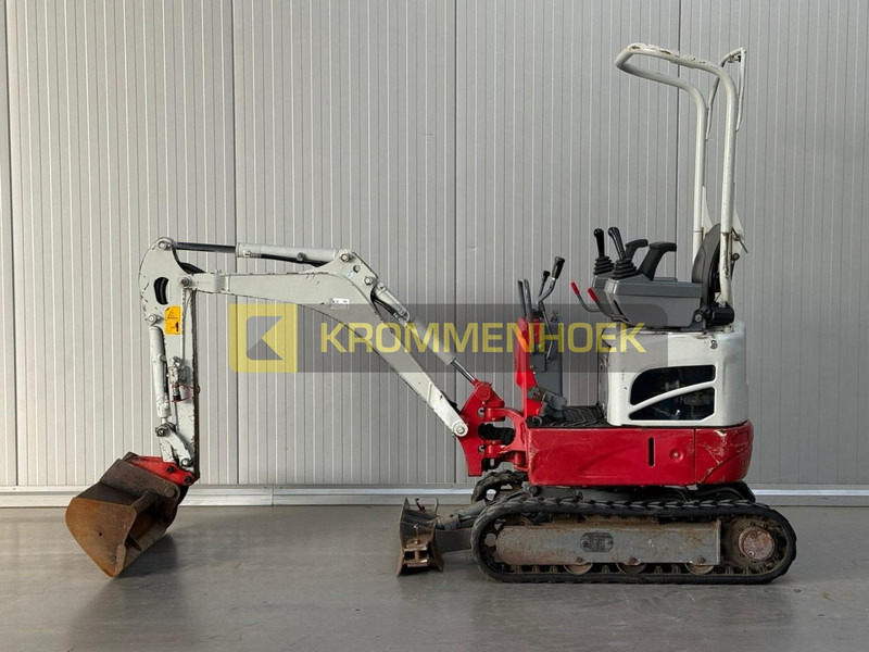 Takeuchi TB 210 R - Miniexcavadora: foto 1 Takeuchi TB 210 R - Miniexcavadora: foto 1