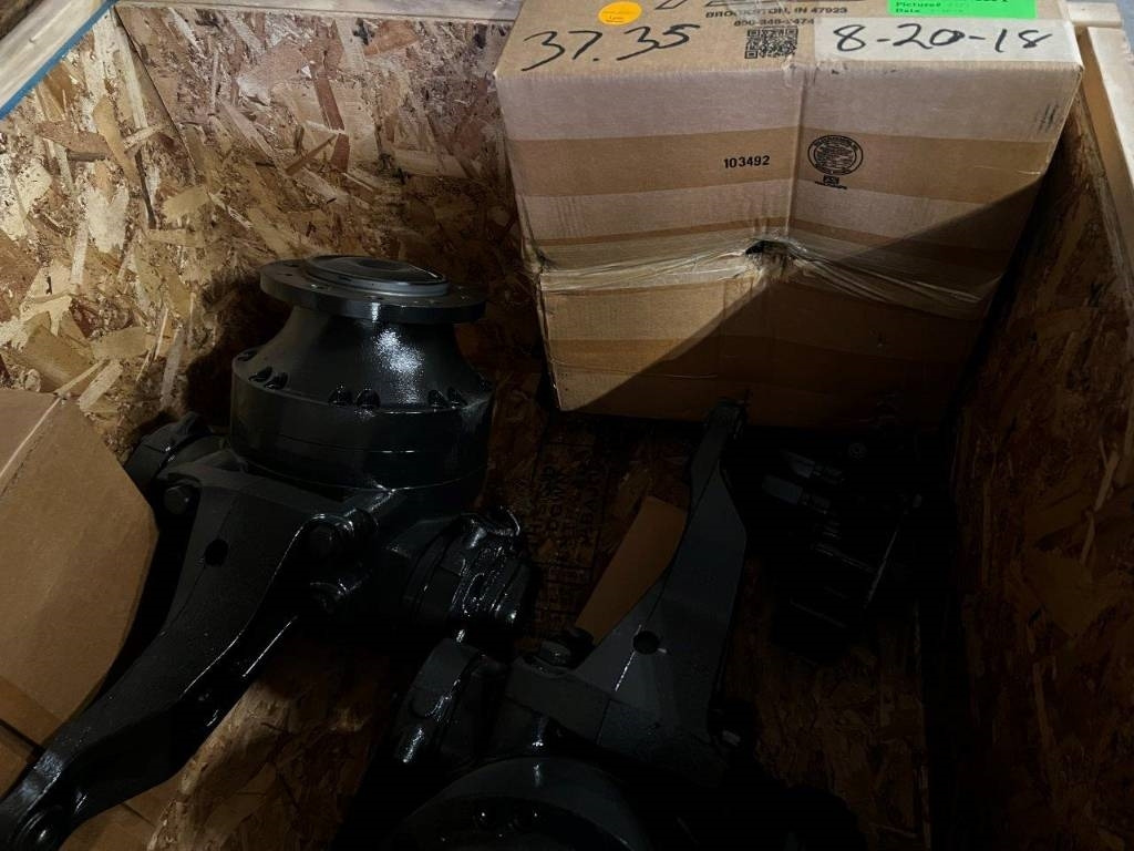 CNH Hydraulic drive - CNH - MG18 - Bastidor/ Chasis para Maquinaria agrícola: foto 4 CNH Hydraulic drive - CNH - MG18 - Bastidor/ Chasis para Maquinaria agrícola: foto 4