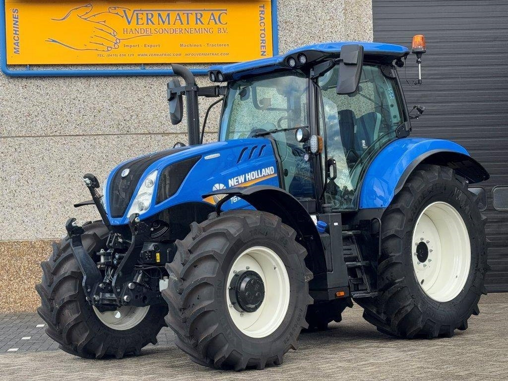 New Holland T6.180 Dynamic Command, - Tractor: foto 1 New Holland T6.180 Dynamic Command, - Tractor: foto 1