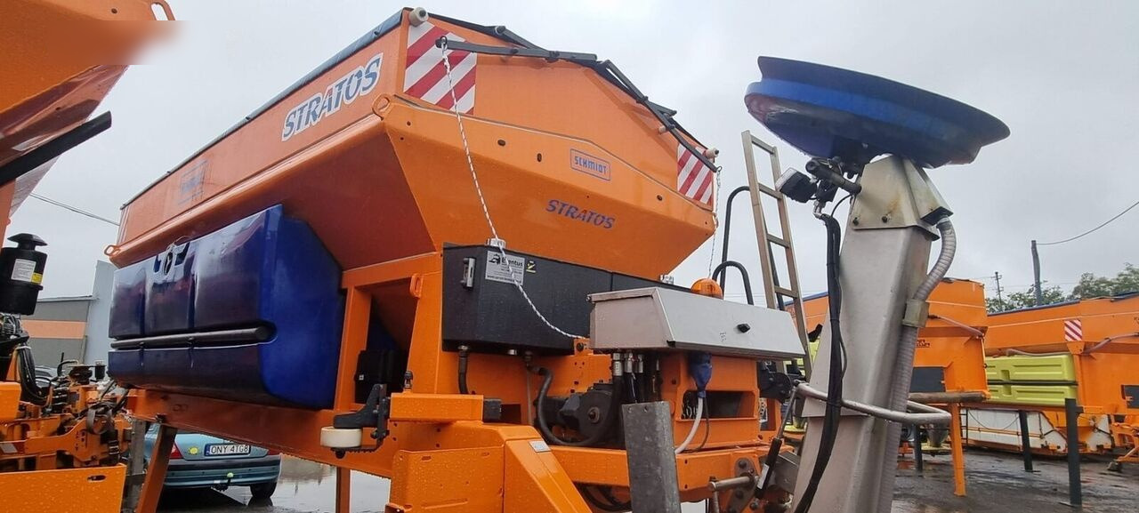 Esparcidor de sal para Vehículo municipal Schmidt odnowiona 2025: foto 9