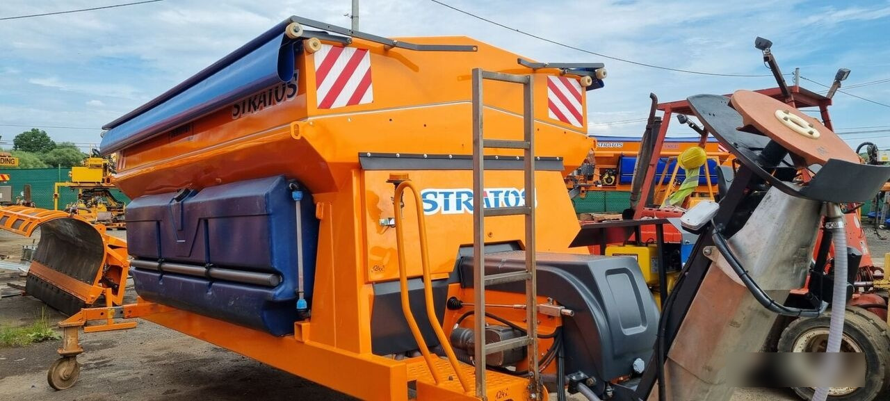 Esparcidor de sal para Vehículo municipal Schmidt odnowiona 2025: foto 7