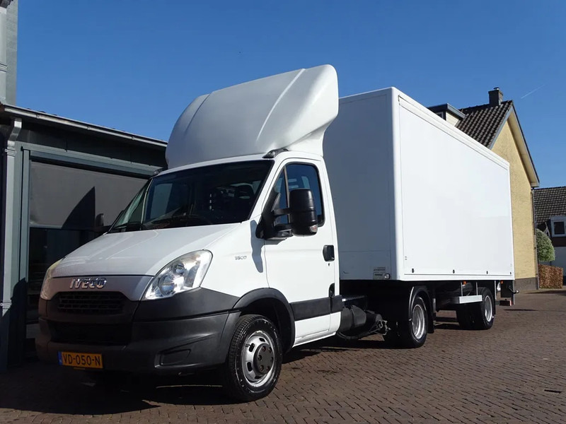 Iveco Daily 35C17 BE PODIUM OPLEGGER 3800 KG LBW 1.5 ton - Cabeza tractora: foto 2 Iveco Daily 35C17 BE PODIUM OPLEGGER 3800 KG LBW 1.5 ton - Cabeza tractora: foto 2