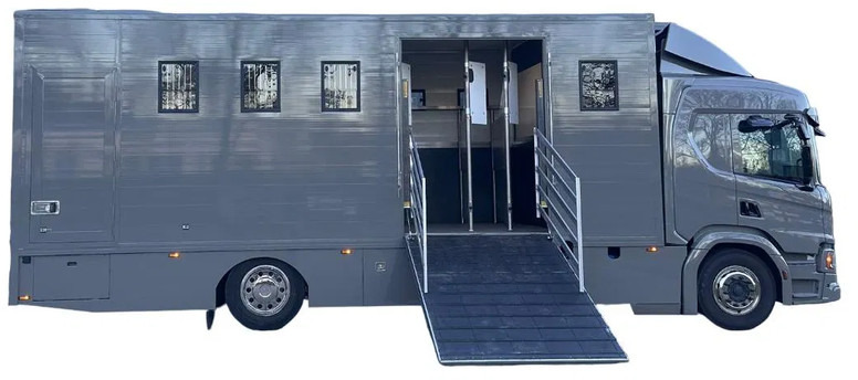 Scania P250 Horse Truck - Camión para caballos: foto 2 Scania P250 Horse Truck - Camión para caballos: foto 2