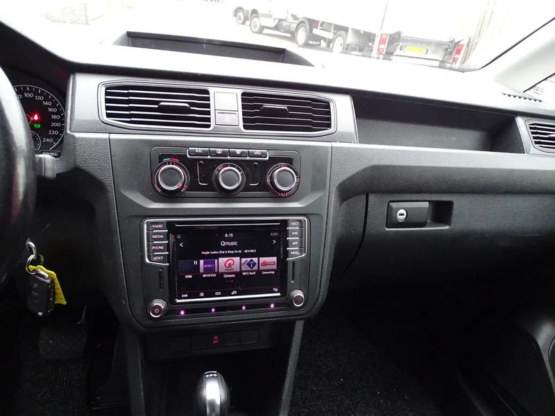 Volkswagen Caddy 2.0 TDI AUT MAXI LMV CARPLAY TR.HAAK - Furgoneta pequeña: foto 4 Volkswagen Caddy 2.0 TDI AUT MAXI LMV CARPLAY TR.HAAK - Furgoneta pequeña: foto 4