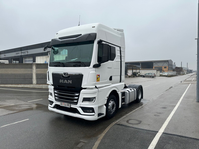 MAN TGX 18.510 - Cabeza tractora: foto 2 MAN TGX 18.510 - Cabeza tractora: foto 2