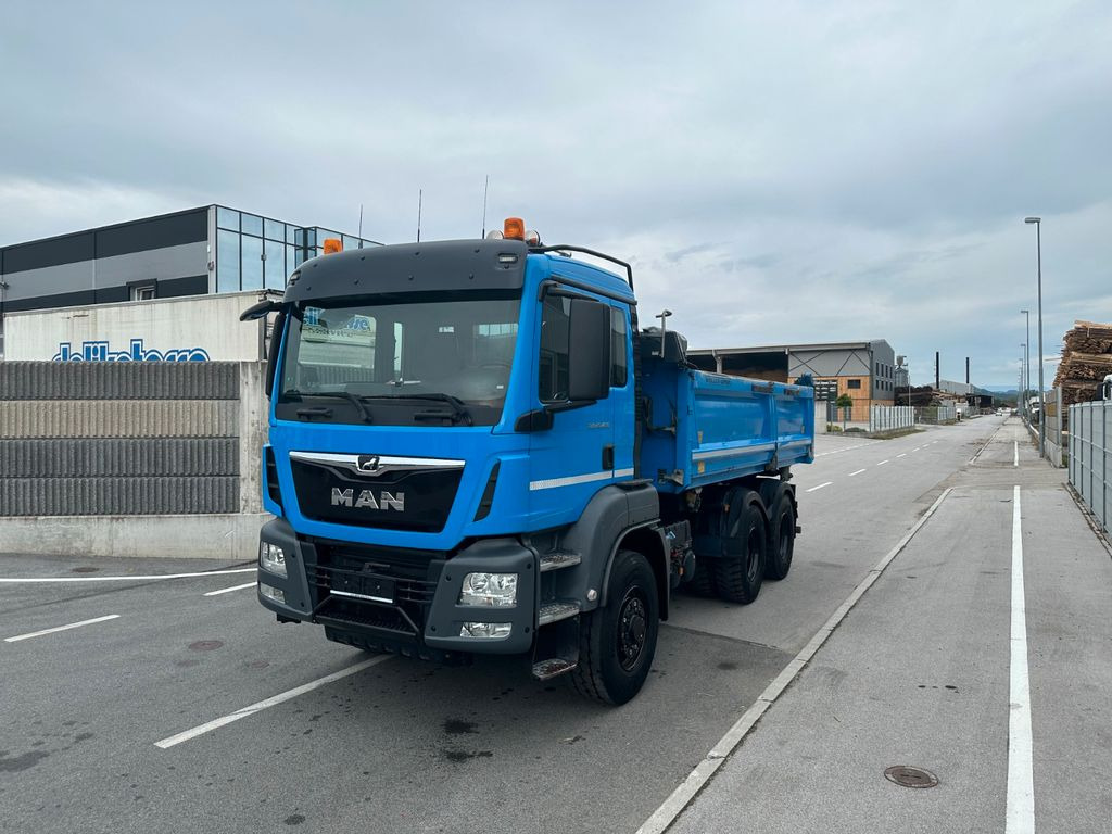 MAN TGS 26.460 6X4 Hydrodrive Bordmatik - Camión volquete: foto 2 MAN TGS 26.460 6X4 Hydrodrive Bordmatik - Camión volquete: foto 2