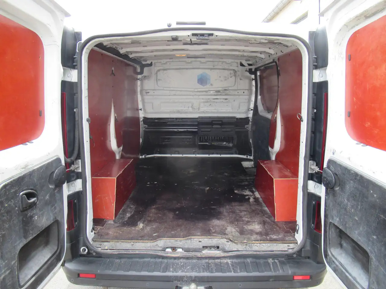 Renault Trafic CLIM AIRCO NAVI 11400€+TVA/BTW - Otros maquinaria: foto 5 Renault Trafic CLIM AIRCO NAVI 11400€+TVA/BTW - Otros maquinaria: foto 5
