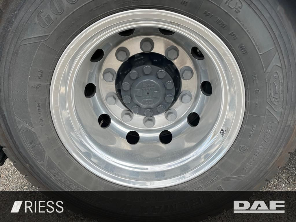 DAF XG+ 530 FT Alcoa Leder Intarder Standklima Hydra DAF XG+ 530 FT Alcoa Leder Intarder Standklima Hydra - Cabeza tractora: foto 5 DAF XG+ 530 FT Alcoa Leder Intarder Standklima Hydra DAF XG+ 530 FT Alcoa Leder Intarder Standklima Hydra - Cabeza tractora: foto 5