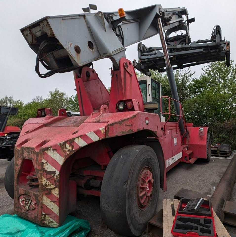 CVS Ferrari F377.5 PB - Reach stacker: foto 3 CVS Ferrari F377.5 PB - Reach stacker: foto 3
