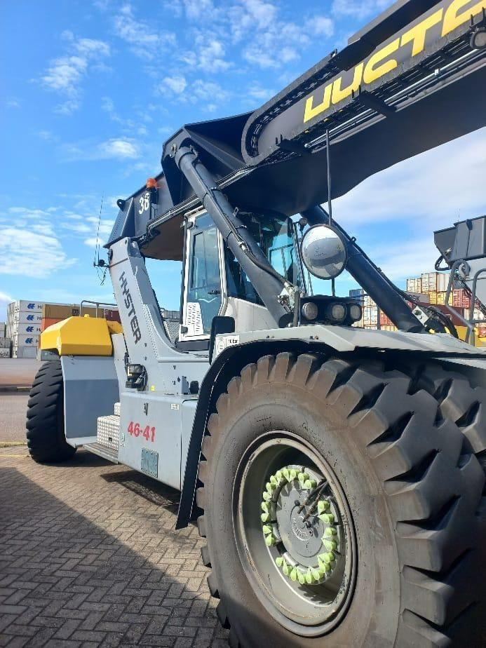 Hyster RS46-41XD/67S - Reach stacker: foto 1 Hyster RS46-41XD/67S - Reach stacker: foto 1