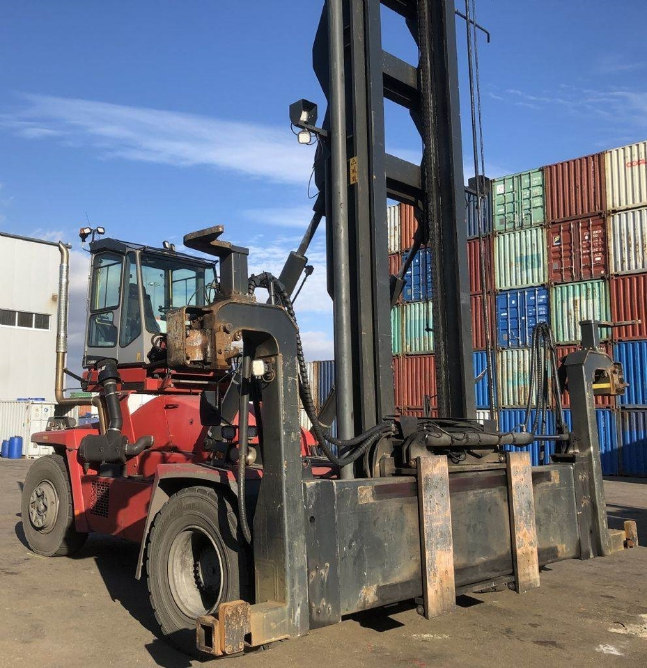 Kalmar DCF100-45E7 - Carretilla para contenedores: foto 5 Kalmar DCF100-45E7 - Carretilla para contenedores: foto 5