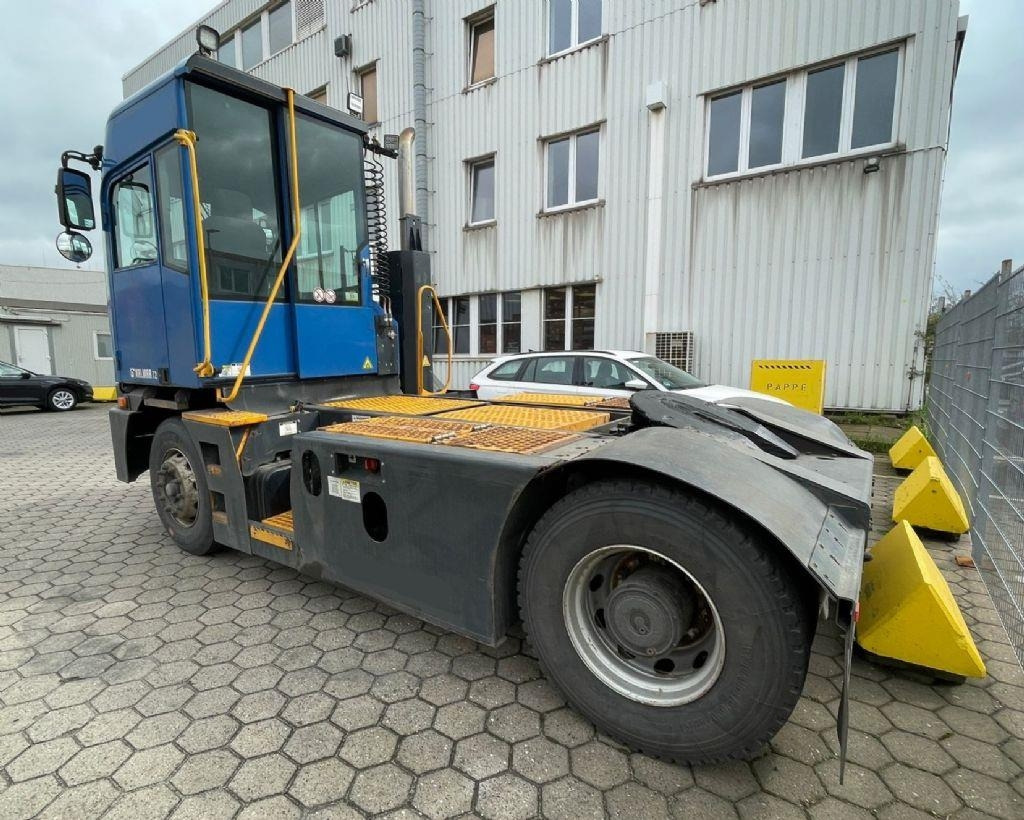 Kalmar T2 - Tractor industrial: foto 5 Kalmar T2 - Tractor industrial: foto 5