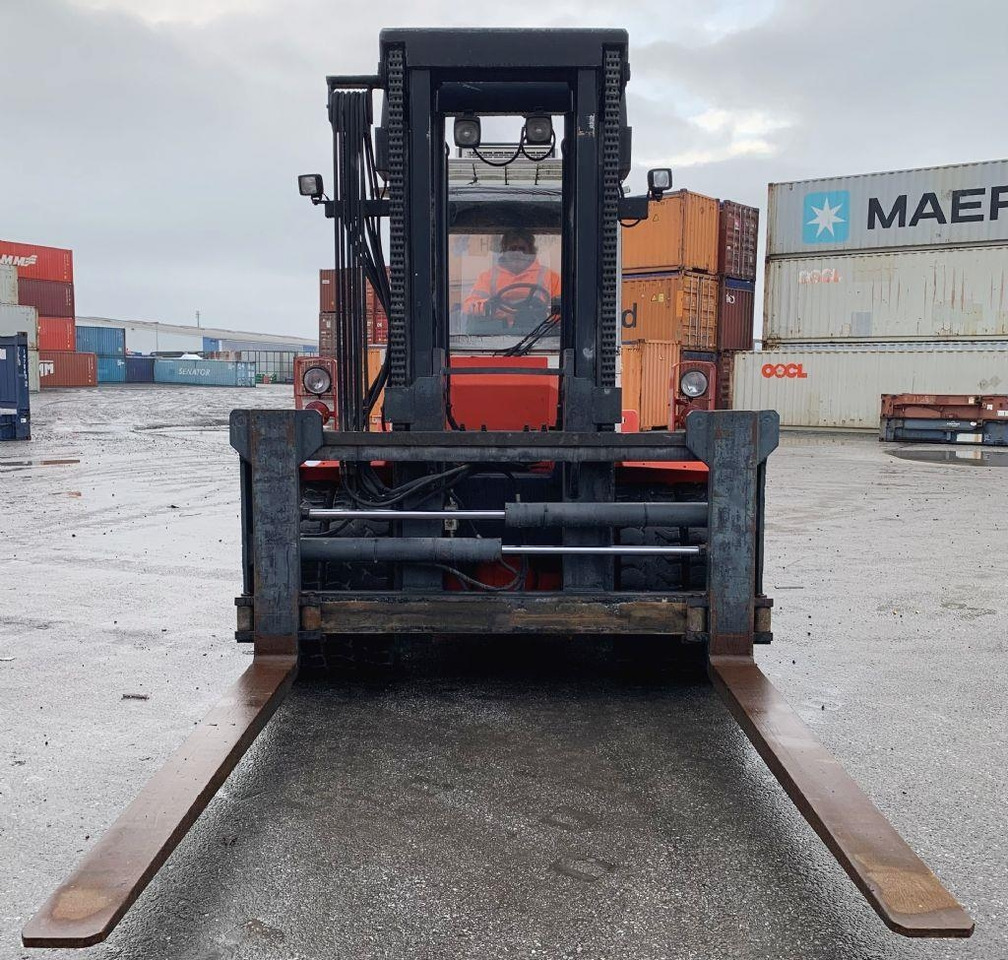 Svetruck 13,6-120-32  - Carretilla elevadora diésel: foto 3 Svetruck 13,6-120-32  - Carretilla elevadora diésel: foto 3