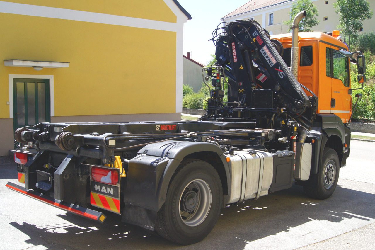 MAN TGA 18.360 BL 4x4/Euro 4/TÜV/HIAB 111/MULTILIFT/Winterdienst - Camión multibasculante, Camión grúa: foto 5 MAN TGA 18.360 BL 4x4/Euro 4/TÜV/HIAB 111/MULTILIFT/Winterdienst - Camión multibasculante, Camión grúa: foto 5