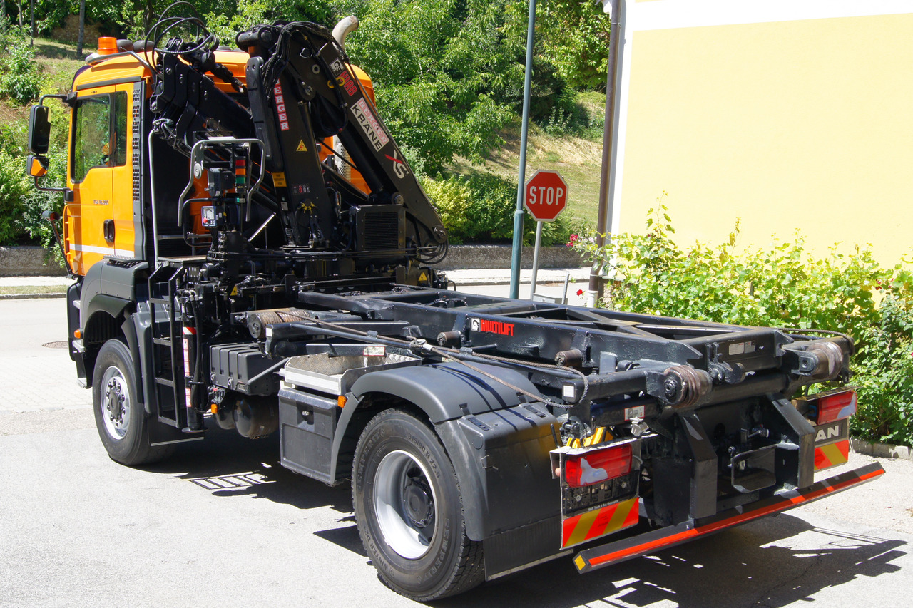MAN TGA 18.360 BL 4x4/Euro4/TÜV/HIAB 111/MULTILIFT/Winterdienst - Camión con equipo de cable, Camión grúa: foto 4 MAN TGA 18.360 BL 4x4/Euro4/TÜV/HIAB 111/MULTILIFT/Winterdienst - Camión con equipo de cable, Camión grúa: foto 4