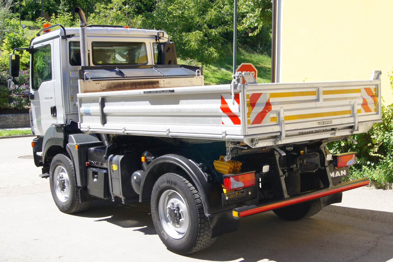 MAN TGM 13.290/4x4/TÜV/Euro 5/einzelbereift/Winterdienst/MEILLER - Camión volquete: foto 3 MAN TGM 13.290/4x4/TÜV/Euro 5/einzelbereift/Winterdienst/MEILLER - Camión volquete: foto 3