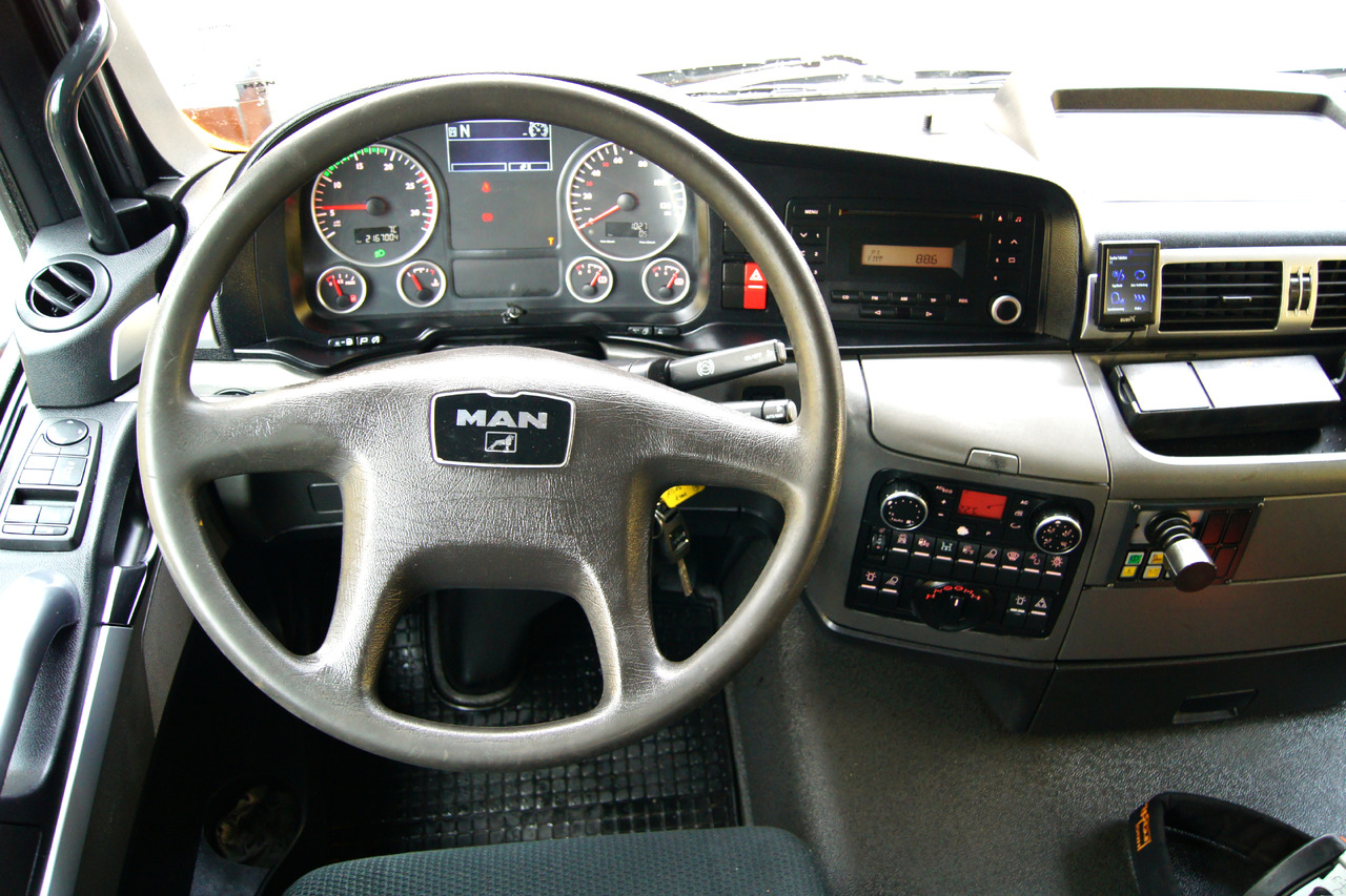 Máquina quitanieve MAN TGS 18.320 BL 4x4/ TÜV/ ATLAS 65.2/ MEILLER/ Winterdienst: foto 12 Máquina quitanieve MAN TGS 18.320 BL 4x4/ TÜV/ ATLAS 65.2/ MEILLER/ Winterdienst: foto 12