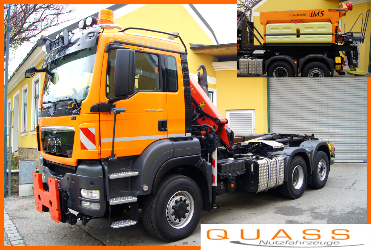 MAN TGS 28.400 BL 6x4-4/TÜV/PK12002/PALIFT/Winterdienst/Salzstreuer/Streuer/Schneepflug - Camión multibasculante, Camión grúa: foto 1 MAN TGS 28.400 BL 6x4-4/TÜV/PK12002/PALIFT/Winterdienst/Salzstreuer/Streuer/Schneepflug - Camión multibasculante, Camión grúa: foto 1
