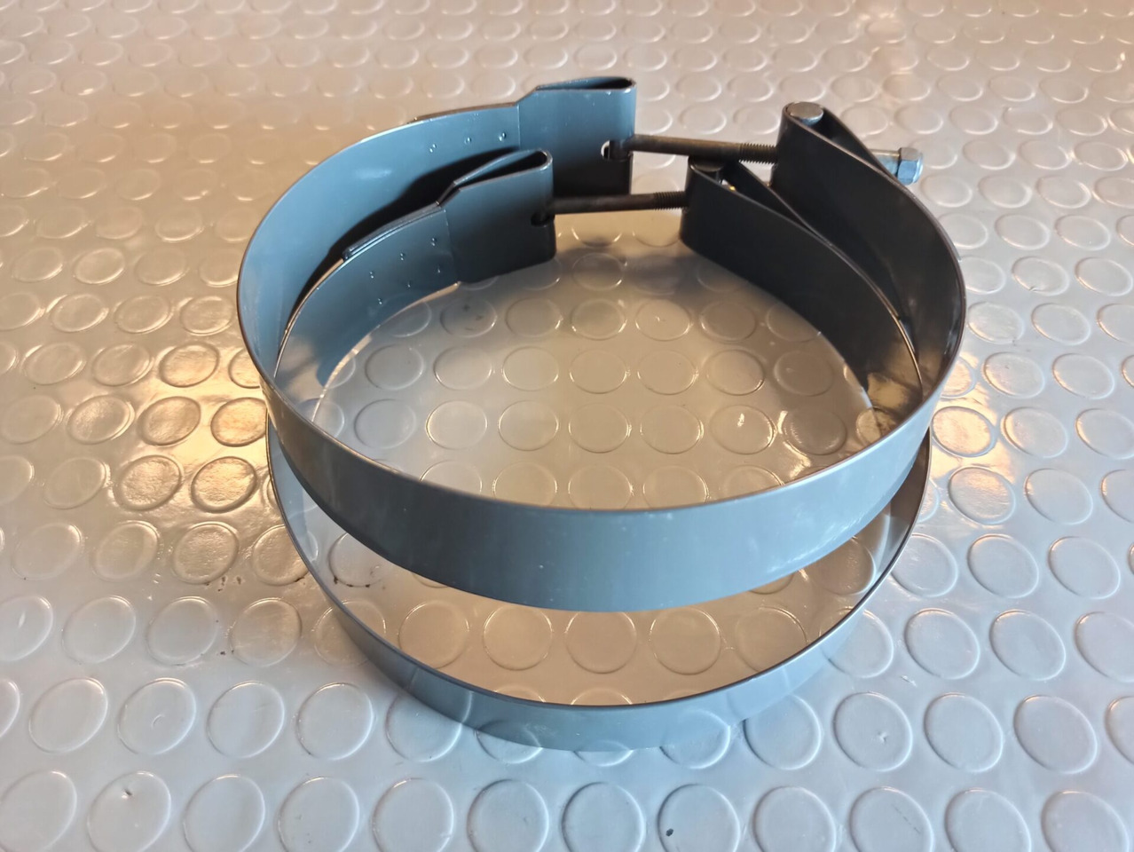 SCANIA BAND CLAMP - 1391743 - Piezas de freno para Camión: foto 1 SCANIA BAND CLAMP - 1391743 - Piezas de freno para Camión: foto 1