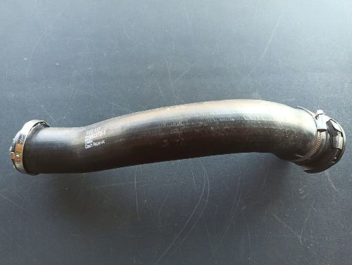 VOLVO RADIATOR HOSE - 22560373 - Radiador para Camión: foto 1 VOLVO RADIATOR HOSE - 22560373 - Radiador para Camión: foto 1