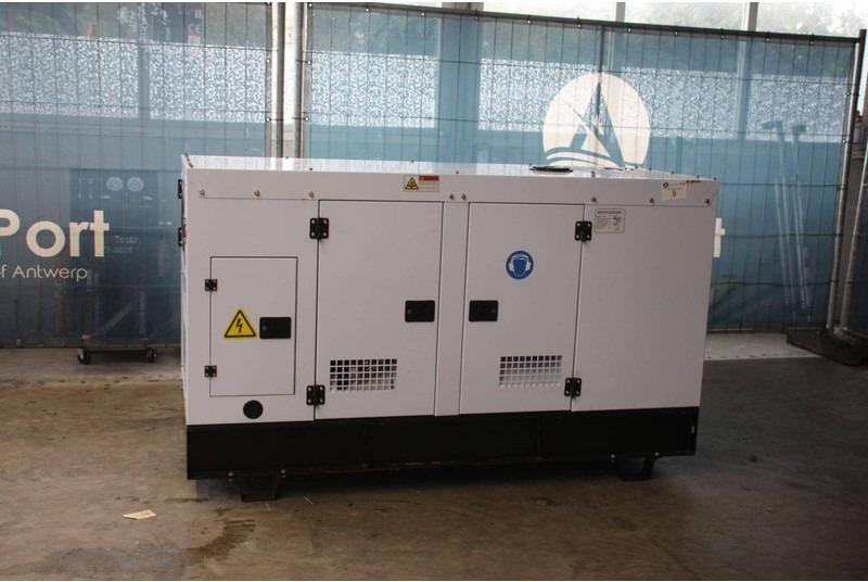Bauer GFS-12kW - Generador industriale: foto 1 Bauer GFS-12kW - Generador industriale: foto 1