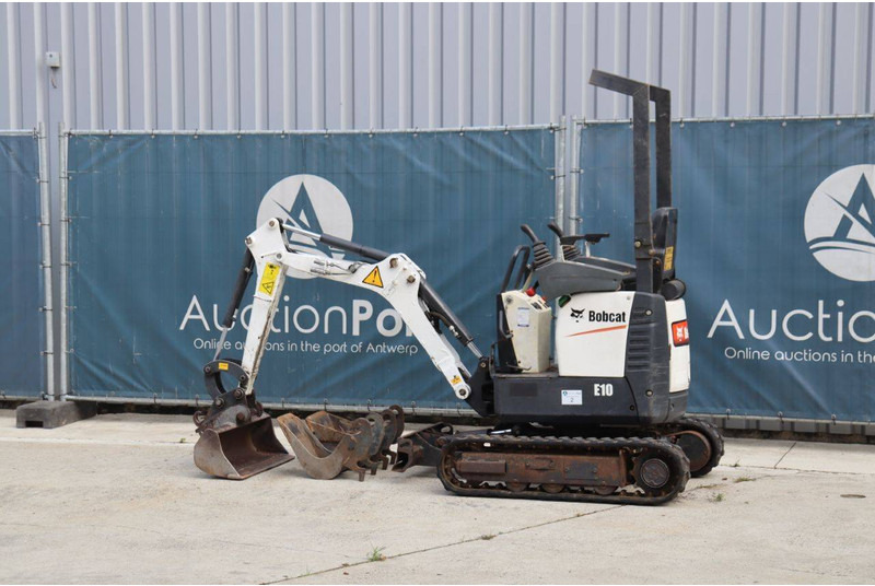 Bobcat E10 - Miniexcavadora: foto 3 Bobcat E10 - Miniexcavadora: foto 3