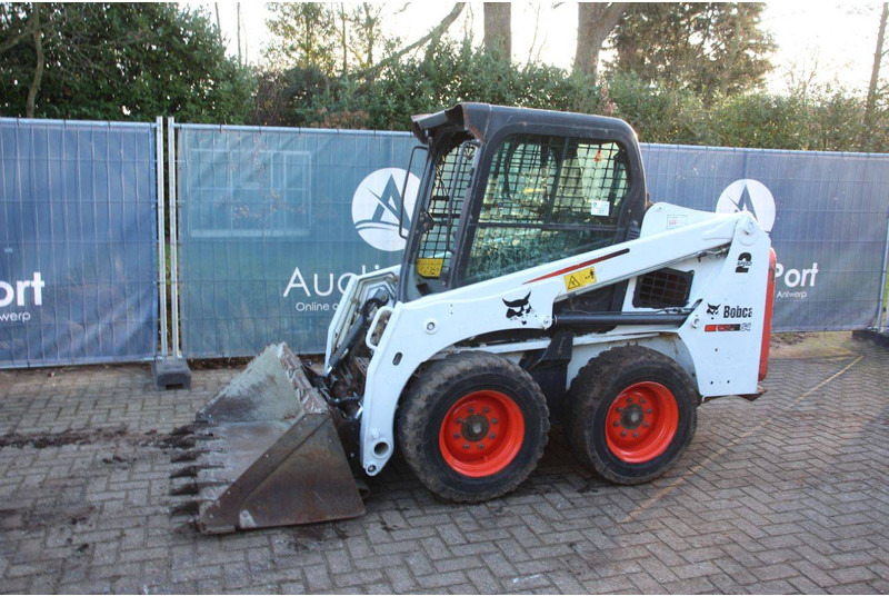 Bobcat S450 - Cargadora de ruedas: foto 1 Bobcat S450 - Cargadora de ruedas: foto 1