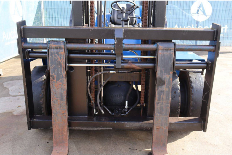 Carretilla elevadora diésel Clark C 500Y155: foto 12