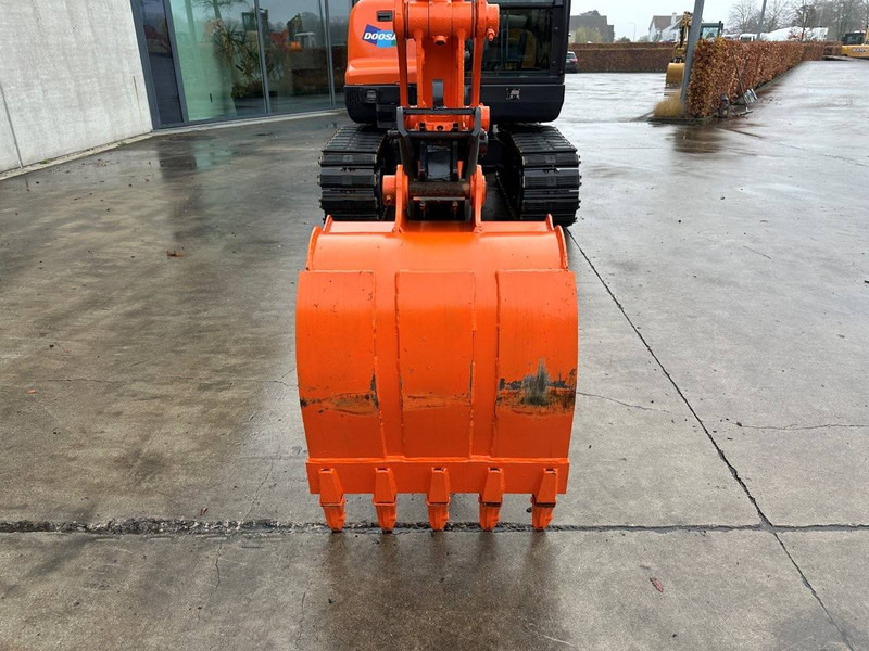 Excavadora de cadenas Doosan DX55-9C: foto 9