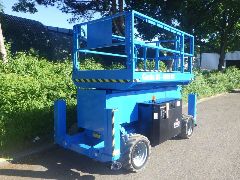 Genie GS-4069DC - Plataforma de tijeras: foto 2 Genie GS-4069DC - Plataforma de tijeras: foto 2
