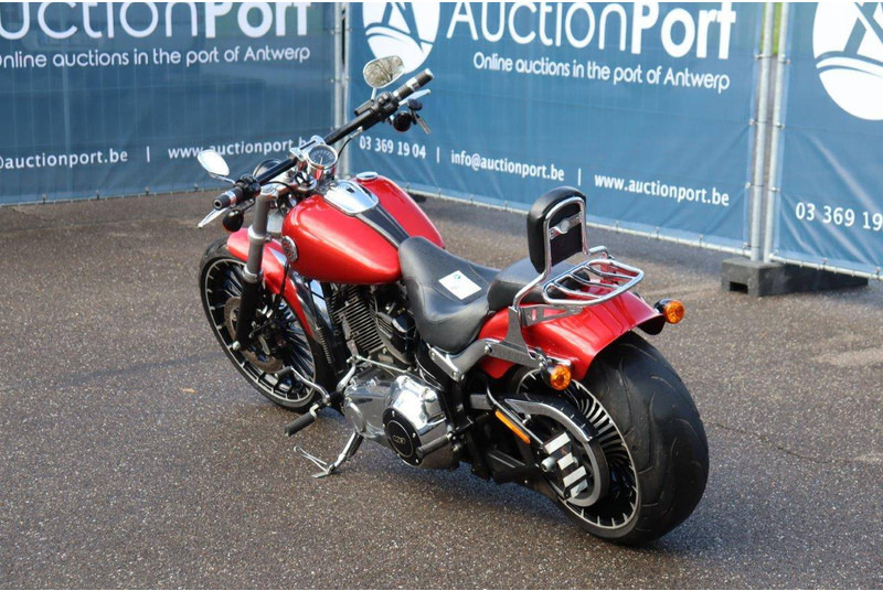 Harley-Davidson Breakout - Motocicleta: foto 4 Harley-Davidson Breakout - Motocicleta: foto 4