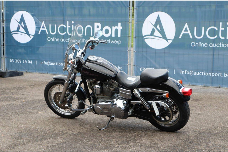 Harley-Davidson Dyna Super Glide - Motocicleta: foto 3 Harley-Davidson Dyna Super Glide - Motocicleta: foto 3