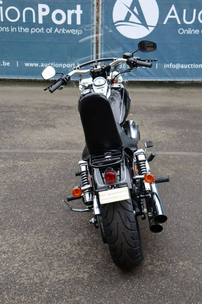 Harley-Davidson Dyna Wide Glide - Motocicleta: foto 5 Harley-Davidson Dyna Wide Glide - Motocicleta: foto 5
