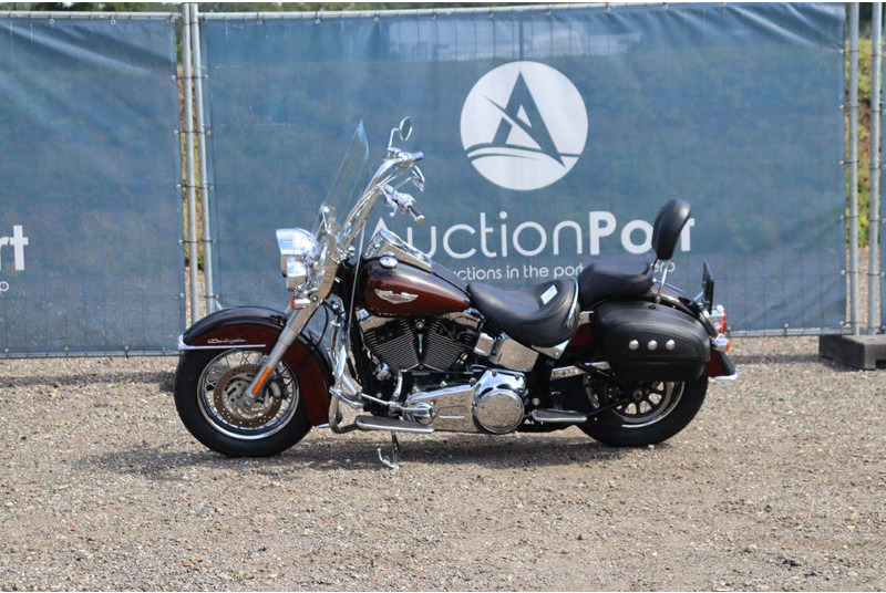 Harley-Davidson FLSTN SOFTAIL DELUXE - Motocicleta: foto 1 Harley-Davidson FLSTN SOFTAIL DELUXE - Motocicleta: foto 1