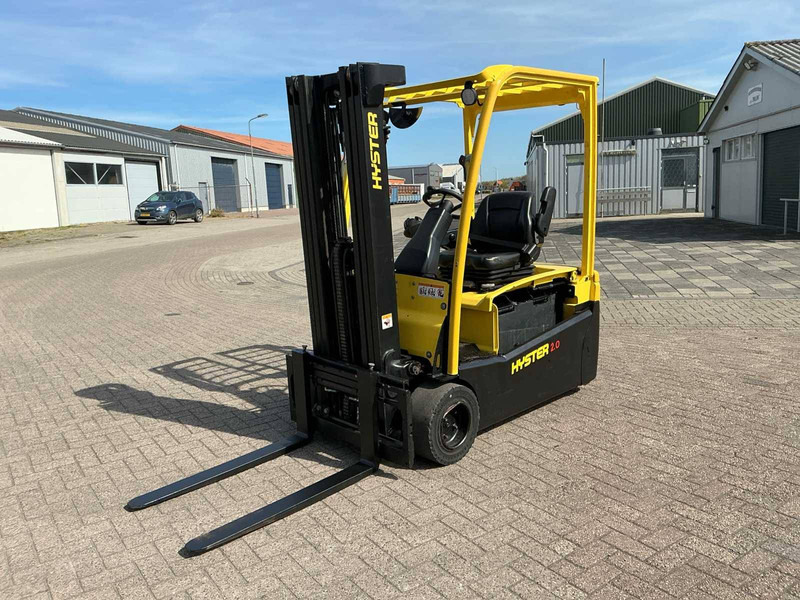 Hyster J2.0XNT LWB - Carretilla elevadora eléctrica: foto 2 Hyster J2.0XNT LWB - Carretilla elevadora eléctrica: foto 2