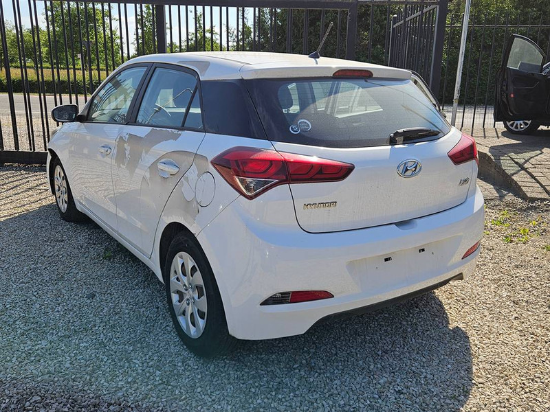 Hyundai i20 (II) 1.2 - Coche: foto 5 Hyundai i20 (II) 1.2 - Coche: foto 5