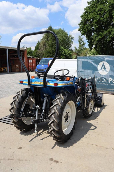 Iseki Landhope 185 - Tractor: foto 5 Iseki Landhope 185 - Tractor: foto 5